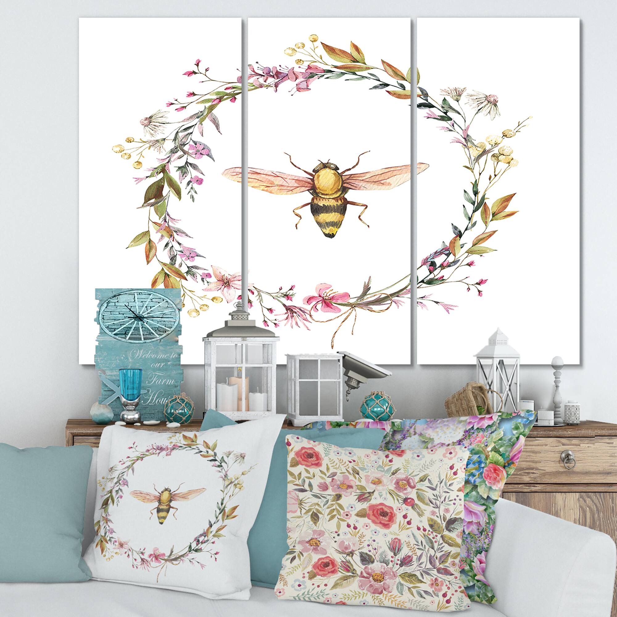 Designart - Bee In Wildflowers Wreath
